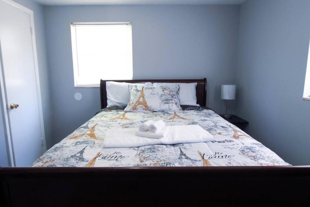 Spacious Family-Sized Home In Central Location Jacksonville Buitenkant foto