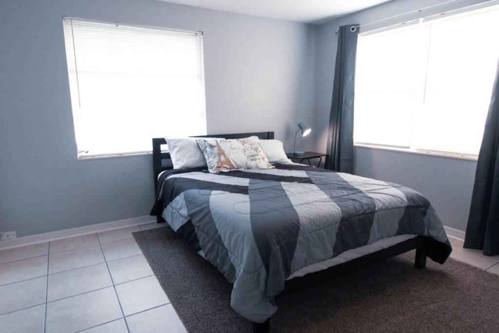 Spacious Family-Sized Home In Central Location Jacksonville Buitenkant foto